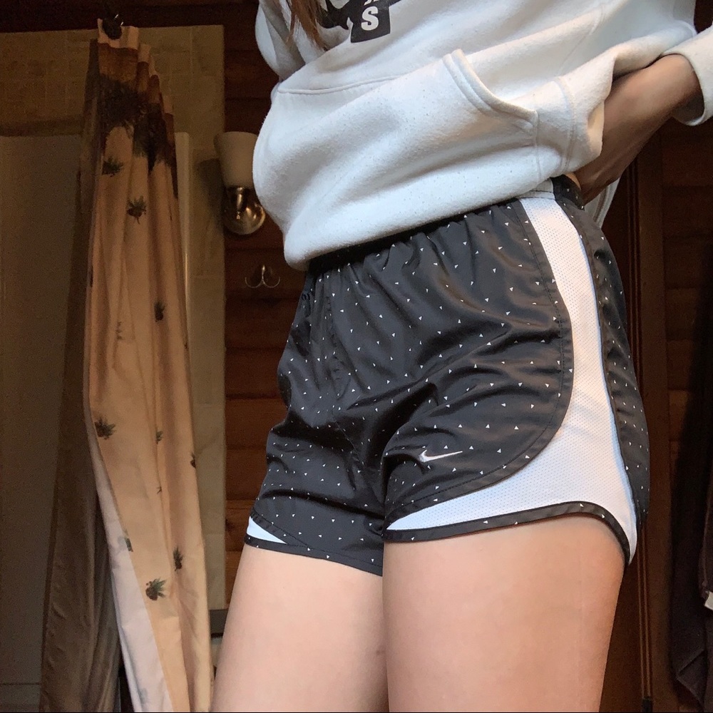 Nike Tempo Women’s Running Shorts